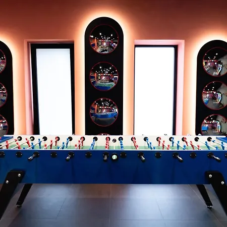 Capsule Party - Arcade Balneo Karaoke Billard Babyfoot Geant *