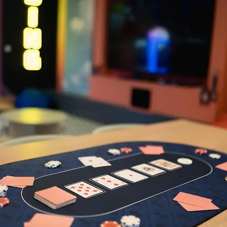 Villa Capsule Party - Arcade Balneo Karaoke Billard Babyfoot Geant La Louviere