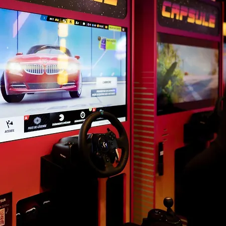 Capsule Party - Arcade Balneo Karaoke Billard Babyfoot Geant Villa *