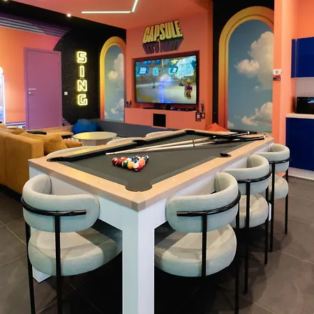 Capsule Party - Arcade Balneo Karaoke Billard Babyfoot Geant Villa *